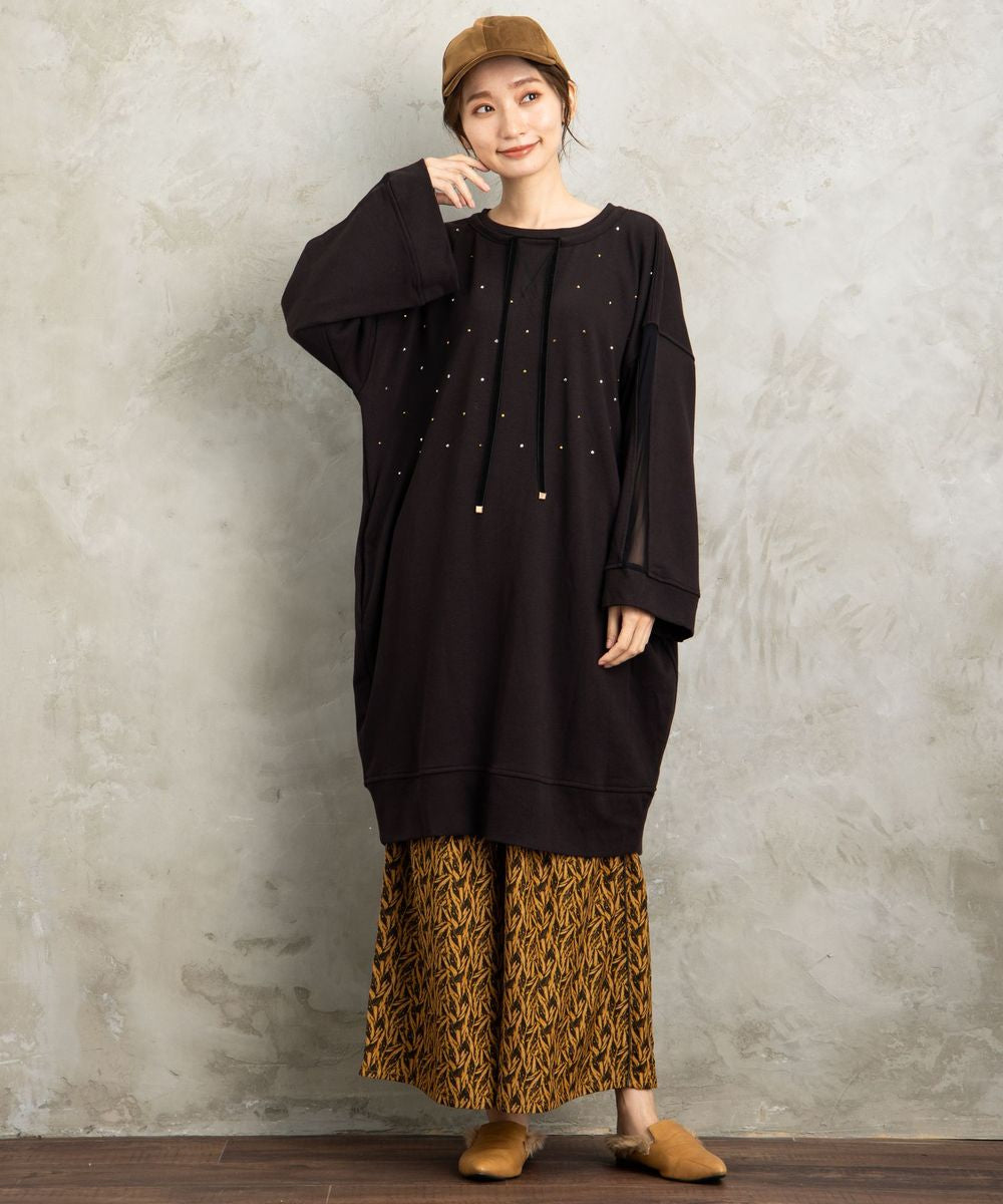 【web限定】【大きいサイズ】 15号(3L) MAT FASHION スタッズ×ビジュープルオーバー - マインドウインド公式オンラインストア